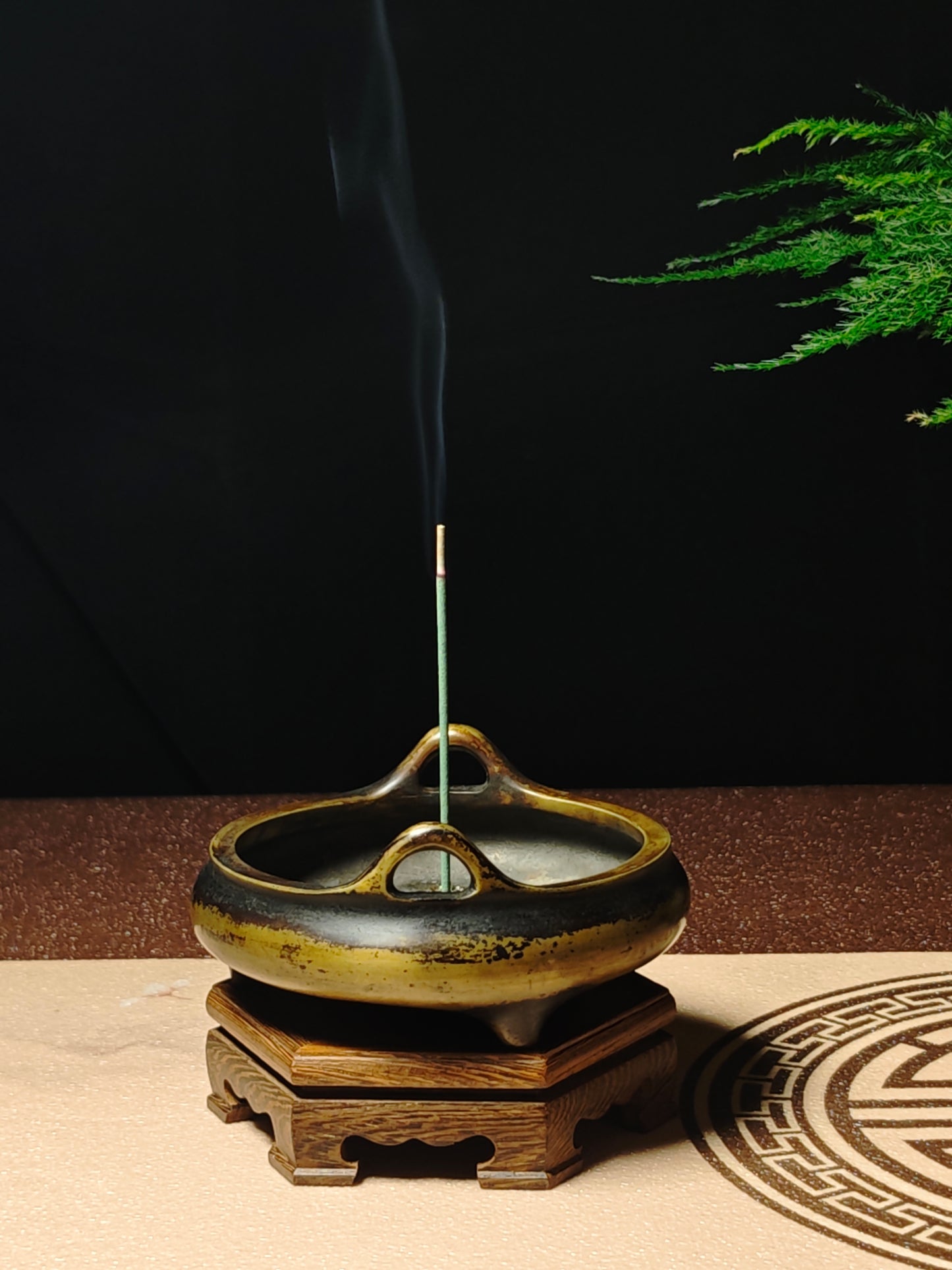 vesselofzen Three-legged sky-reaching ear furnace(0.8kg)p1