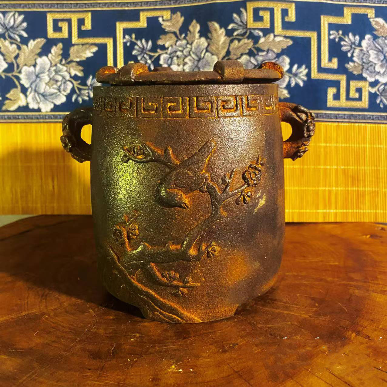 vesselofzen-Plum Blossom Shadows and Bird Songs- Zen Incense Burner