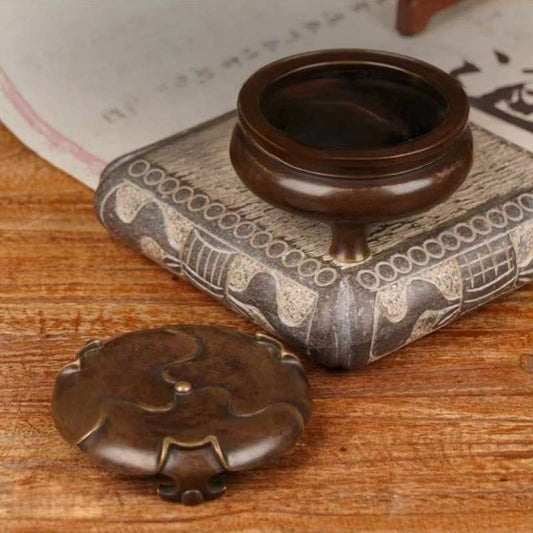 Vessel of Zen treasure Tripod bottom incense burner