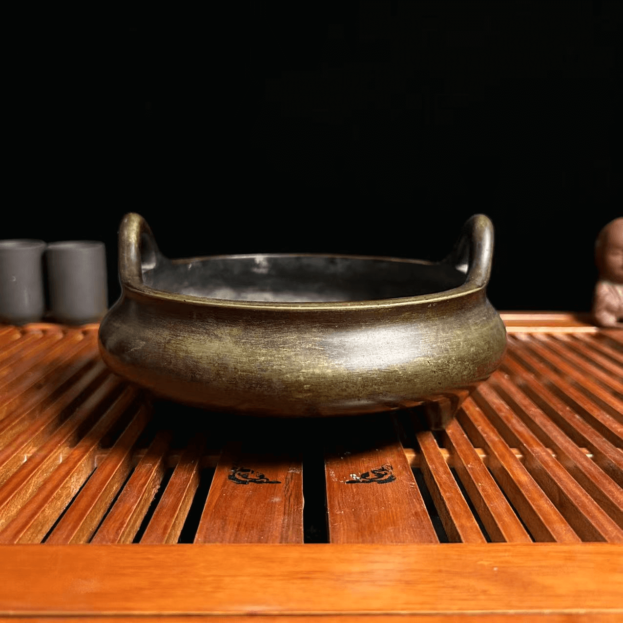 vesselofzen Three-legged sky-reaching ear furnace （1.6kg)