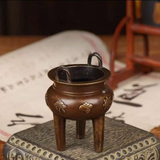 Vessel of Zen Attract wealth Tripod bottom incense burner
