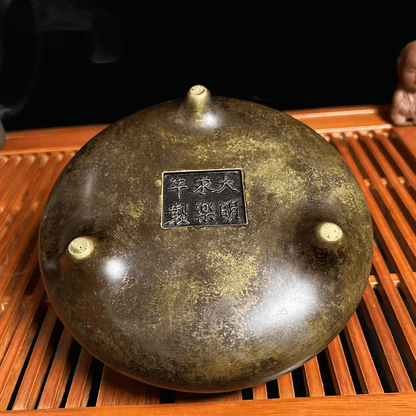 vesselofzen Three-legged sky-reaching ear furnace （1.6kg)