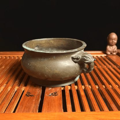 vesselofzen Elephant-headed incense burner (1.3kg)